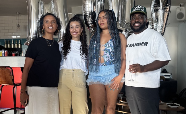 Moliy signs global deal with Warner Chappell