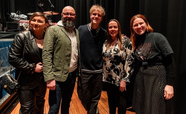 Concord Music Publishing signs Colony House frontman Caleb Chapman