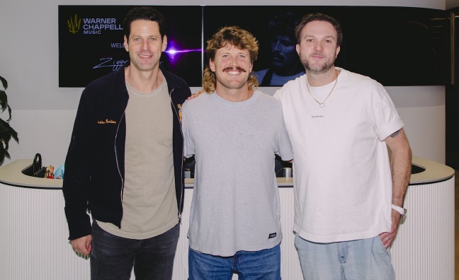 Warner Chappell signs Australian singer-songwriter Ziggy Alberts