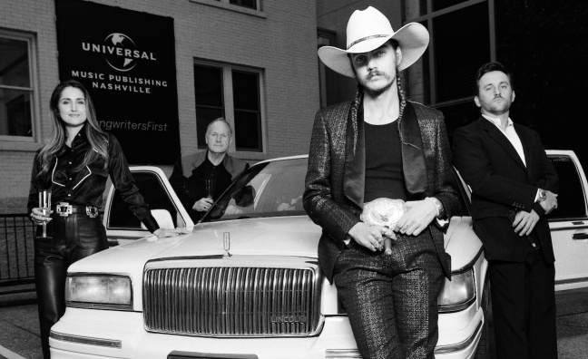 Universal Music Publishing Nashville signs debut album artist Dalton Davis