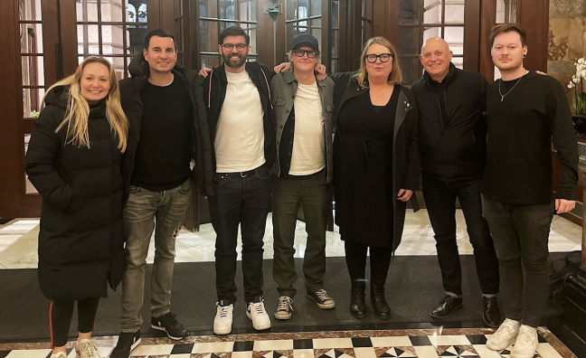 Jez Ashurst signs with Budde Music and Karma Songs
